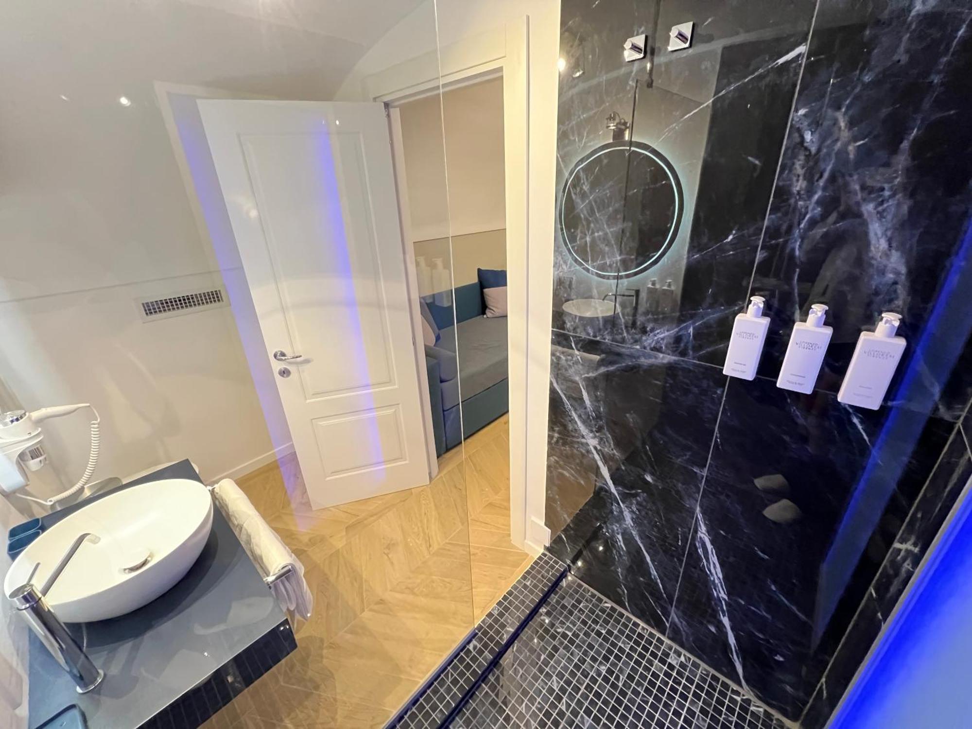 Rome Luxury Blue Suites- Love Exteriör bild